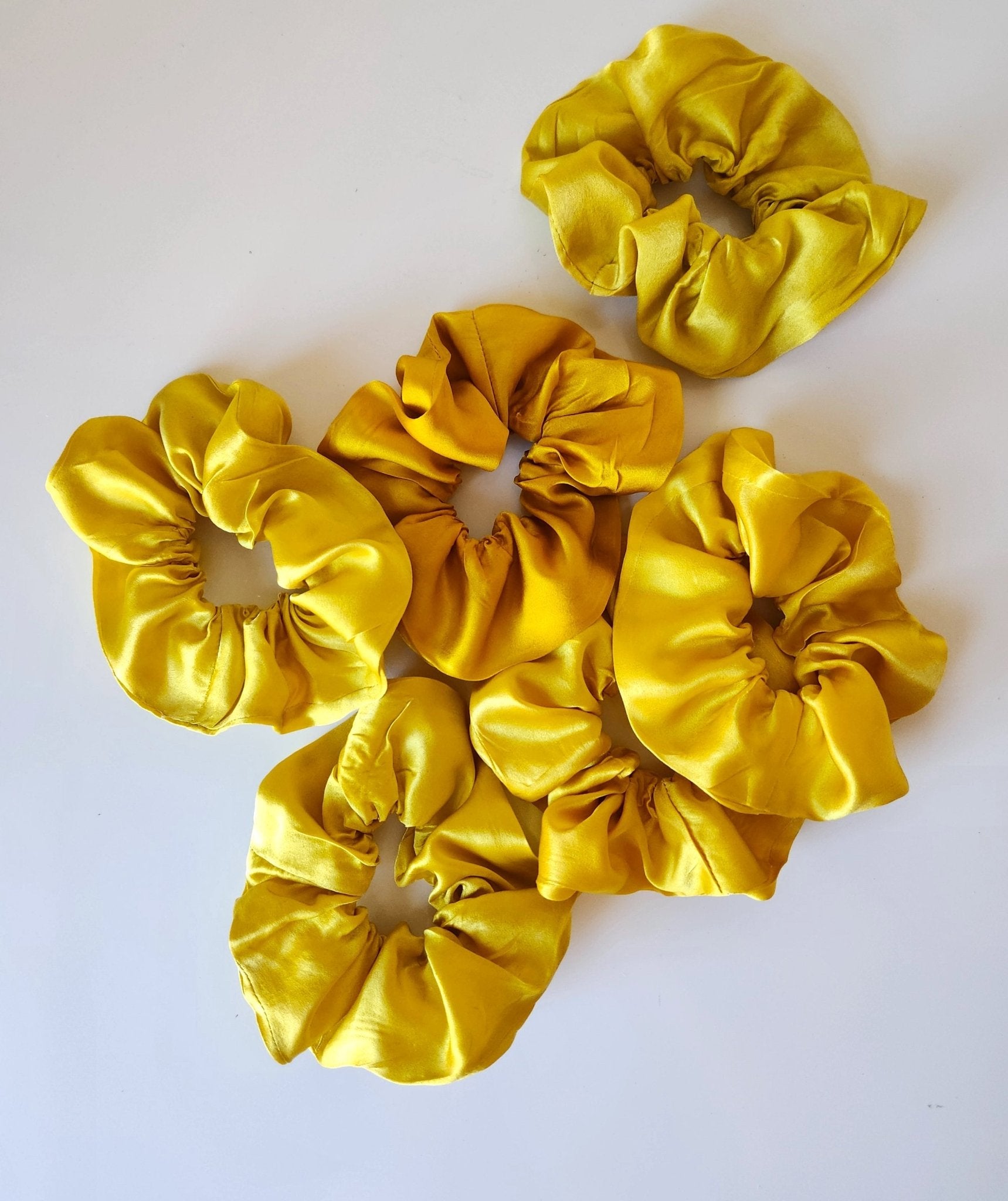 COLOR POP! Solid Botanically Dyed Silk Hair Scrunchie dyekween