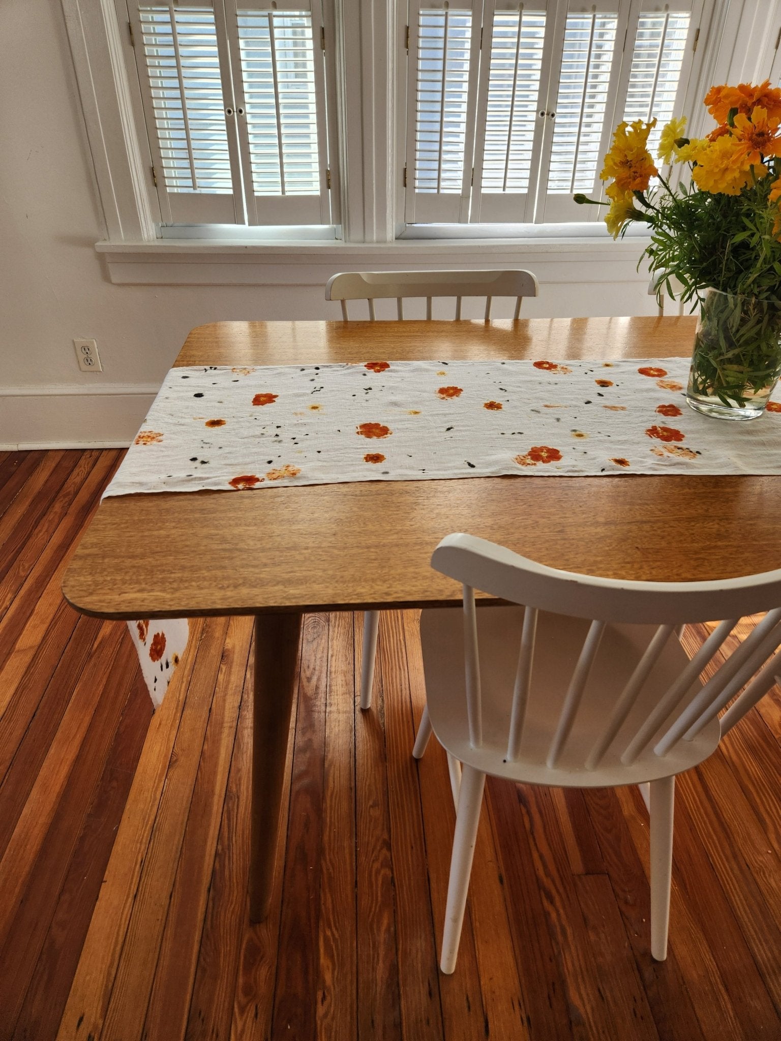 Flower - Printed Linen Table Runner dyekween
