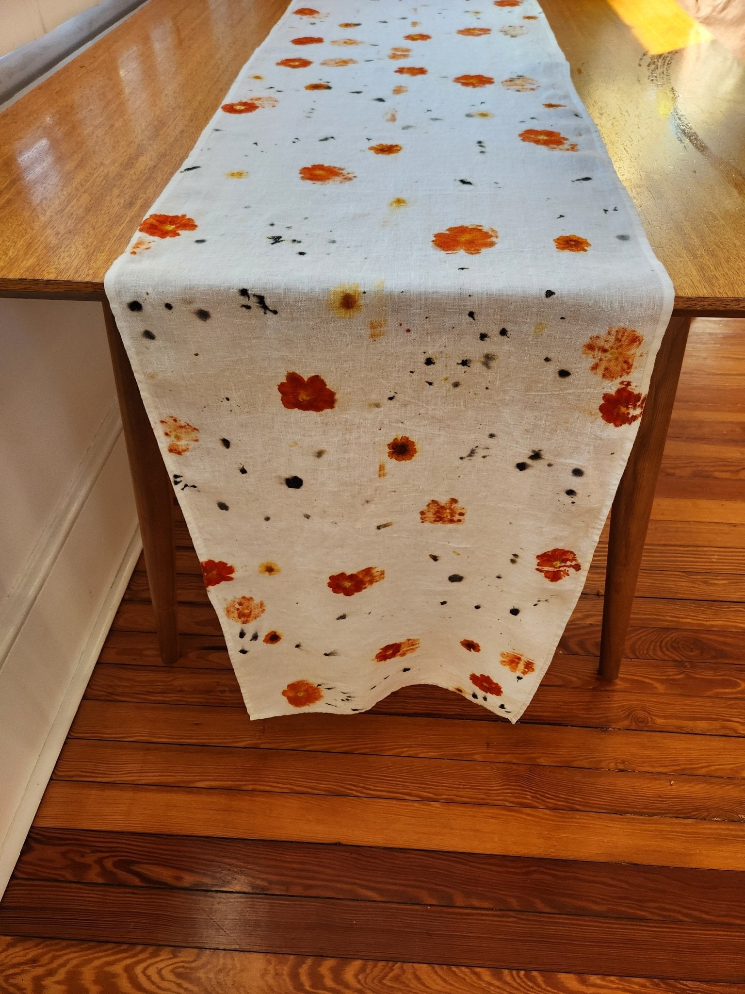 Flower - Printed Linen Table Runner dyekween