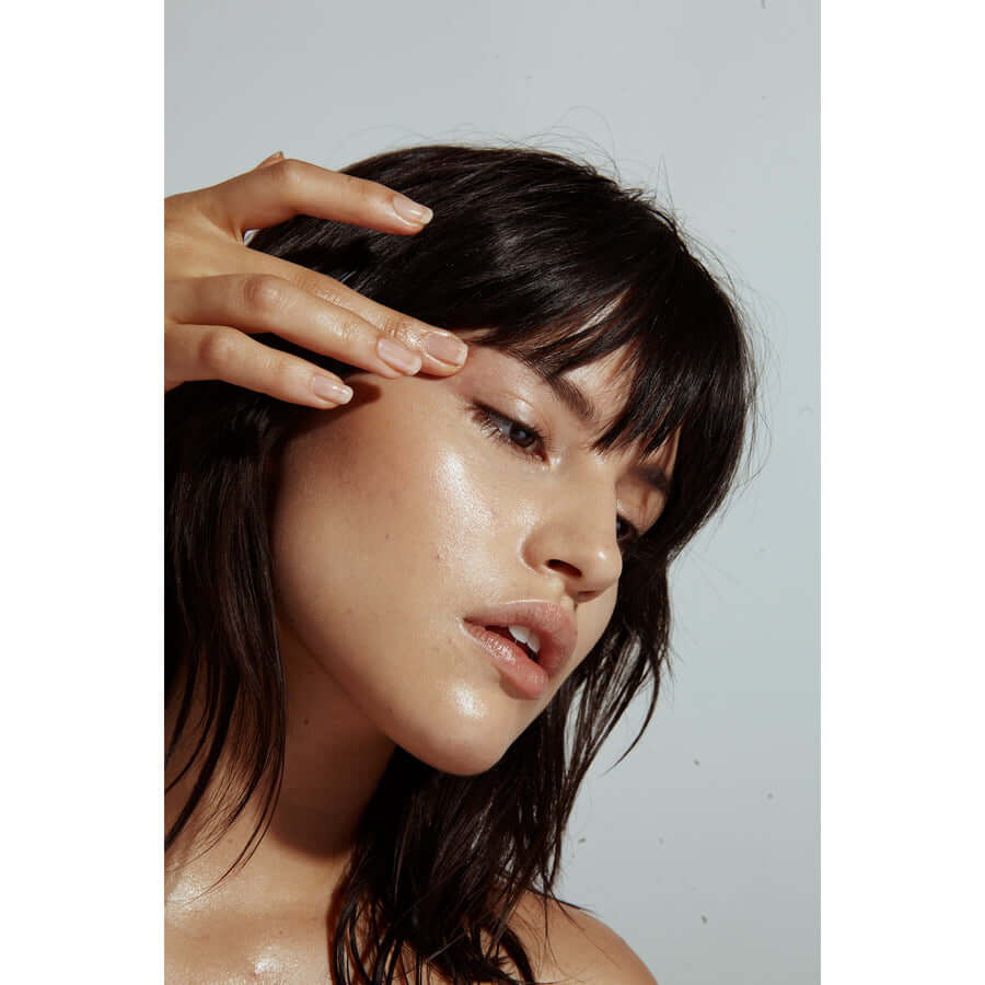 HYDRA HIGHLIGHTER STICK // FACE + BODY NOTO Botanics