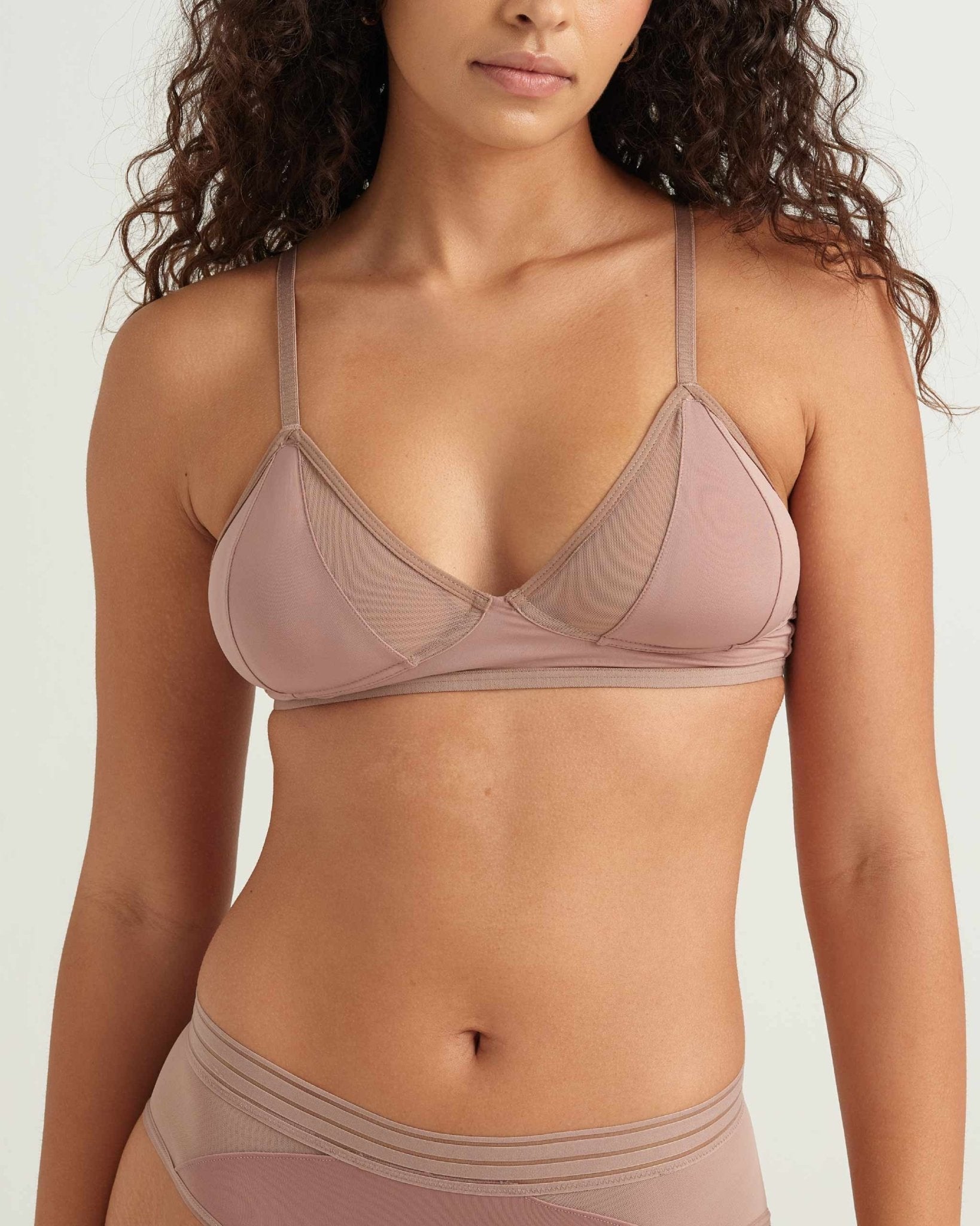Mesh Bralette Saalt