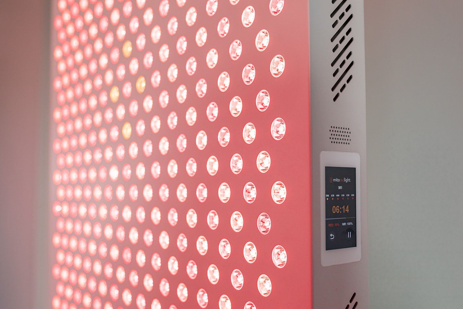 MitoPRO® X | Red Light Therapy Panel Series Mito Red Light