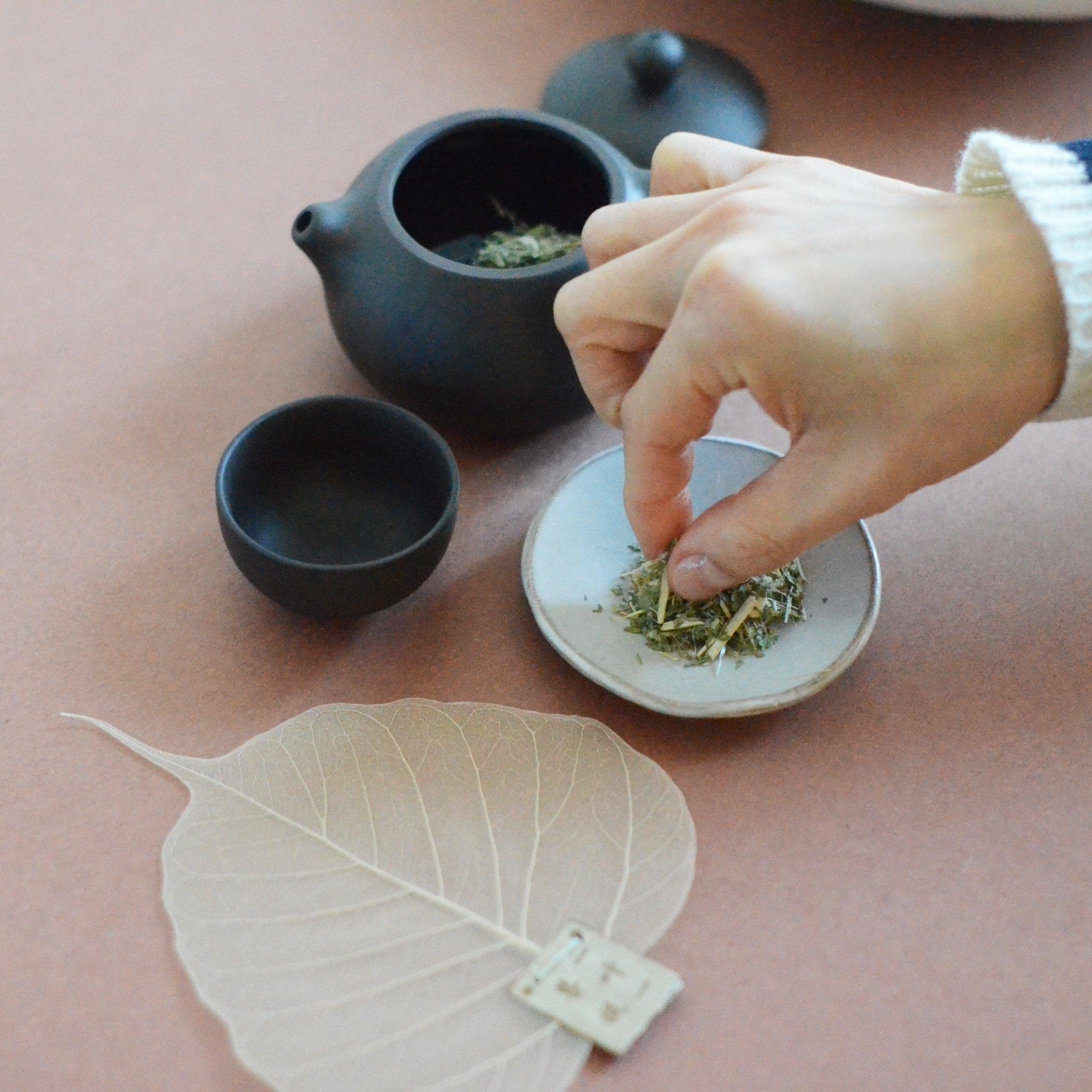 Natural Leaf Shape Tea Strainers CEDAR AND MYRRH