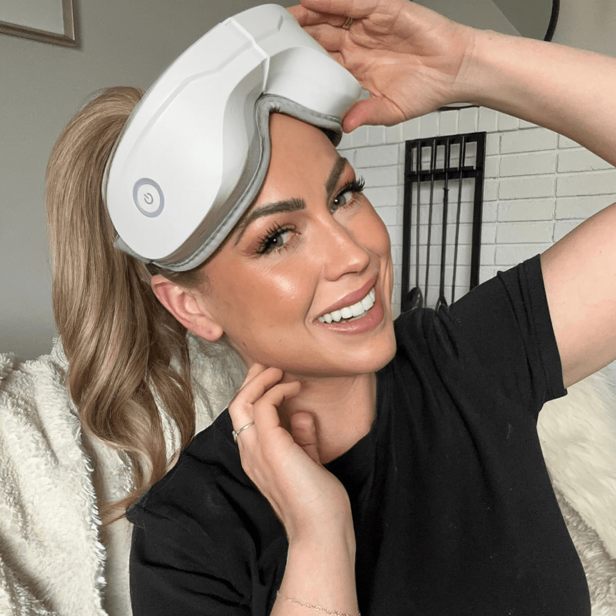Relaxable™ Eye Massager with Heat iReliev