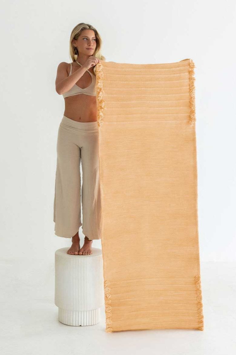 Sunstone - Naturally Dyed Herbal Yoga Mat okoliving