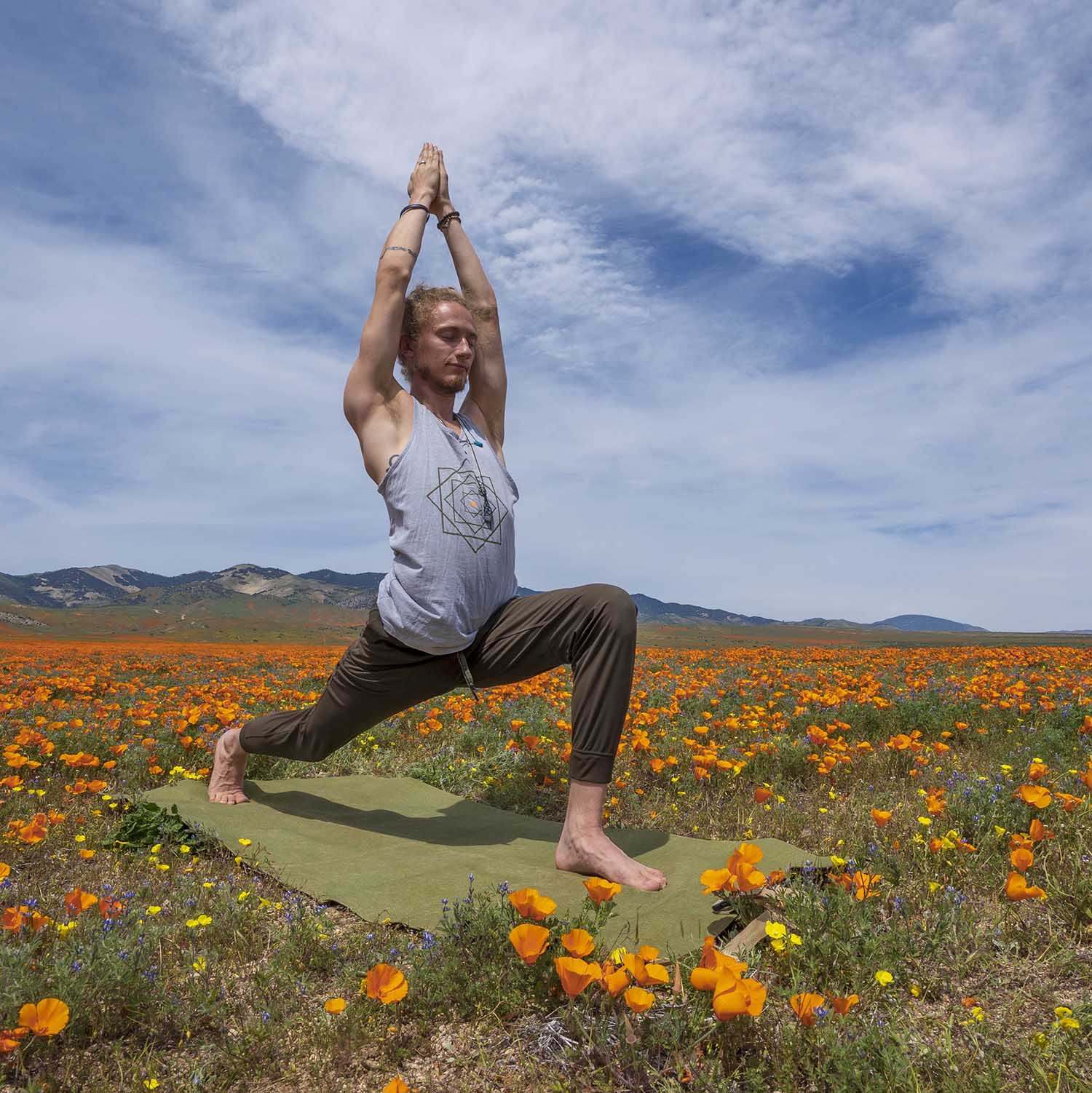 Ultralight 4.0 Folding Travel Yoga Mat Yogo