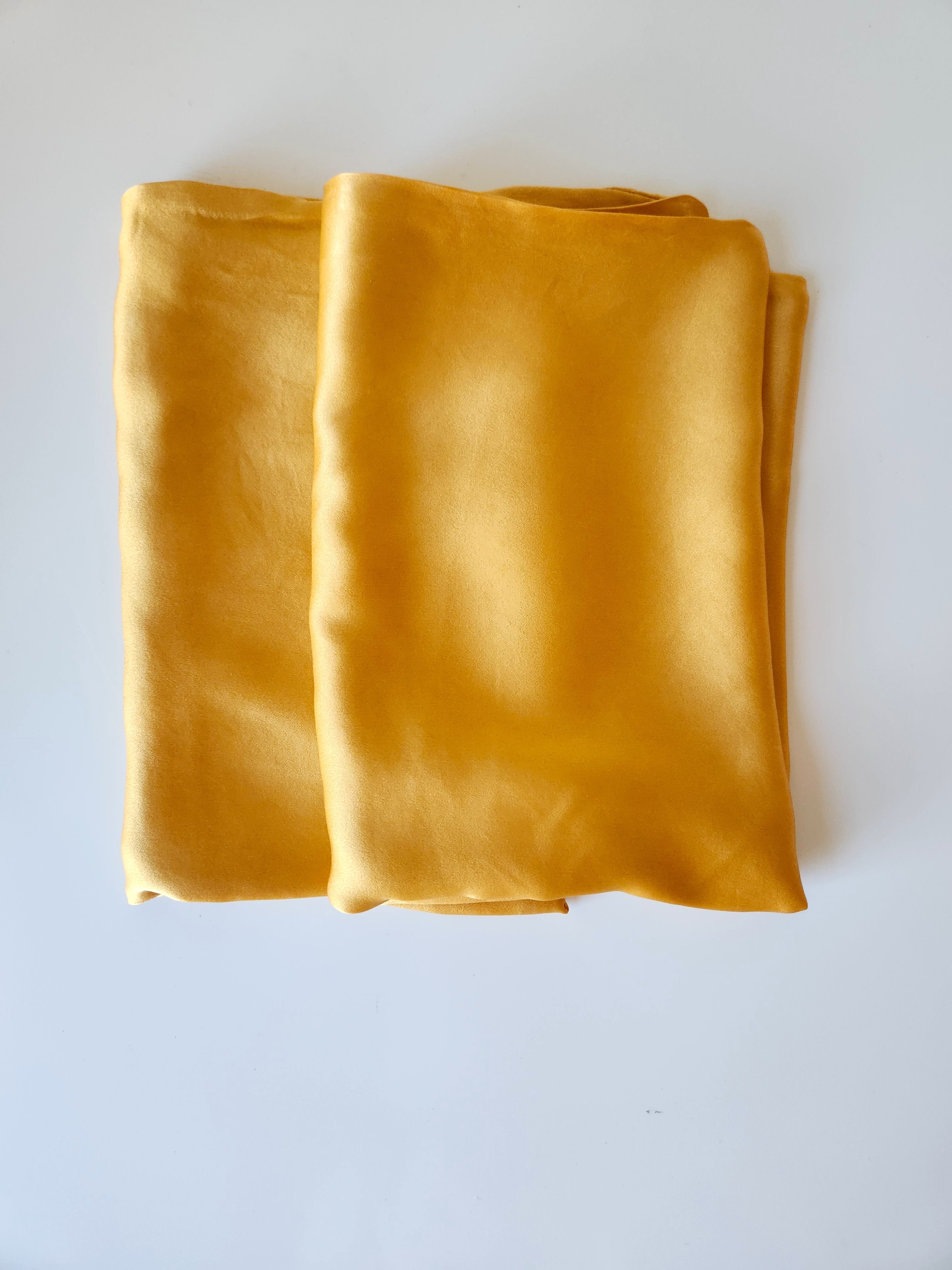 Solid Botanically Dyed Silk Pillowcase