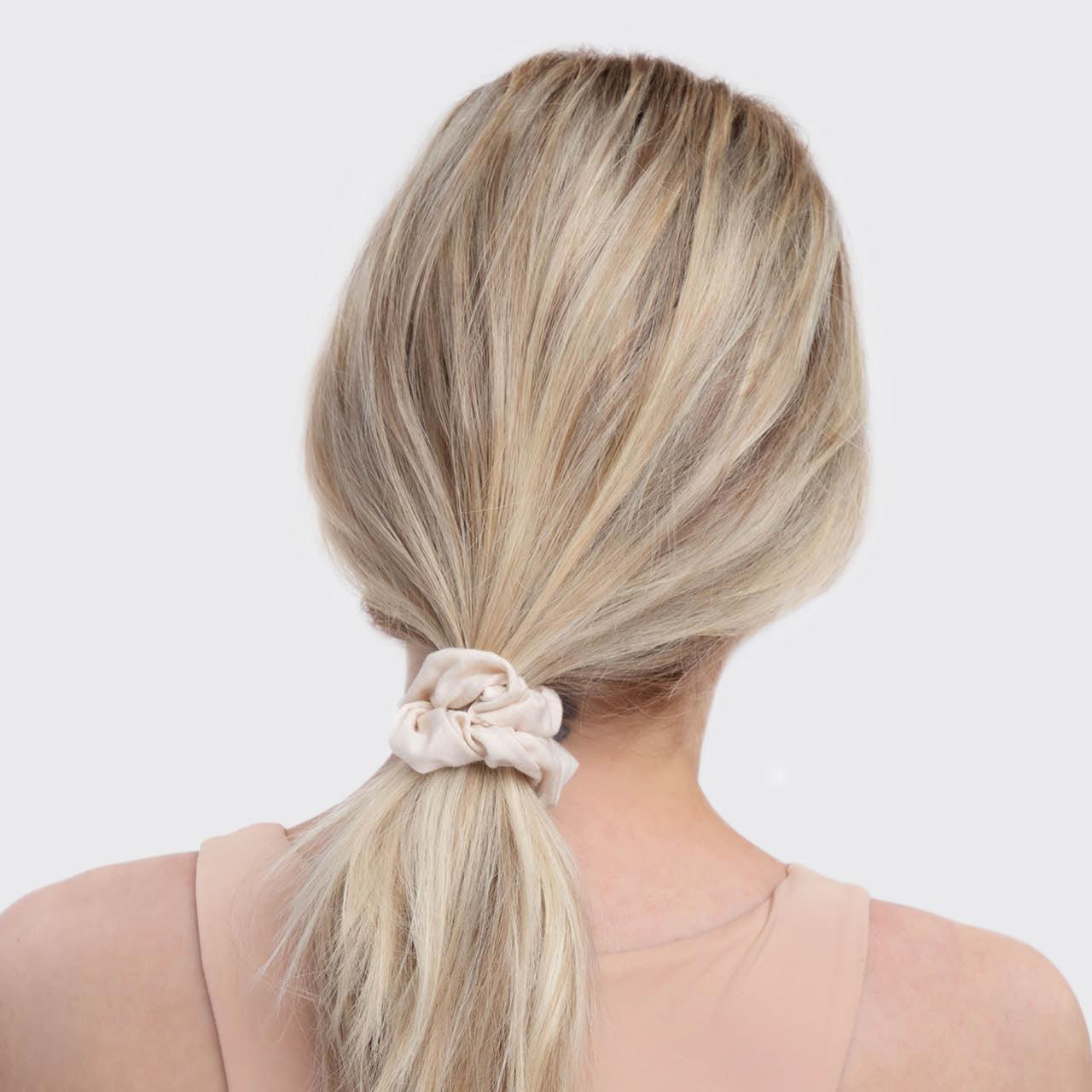 Cream Knit Scrunchies 5pc Set