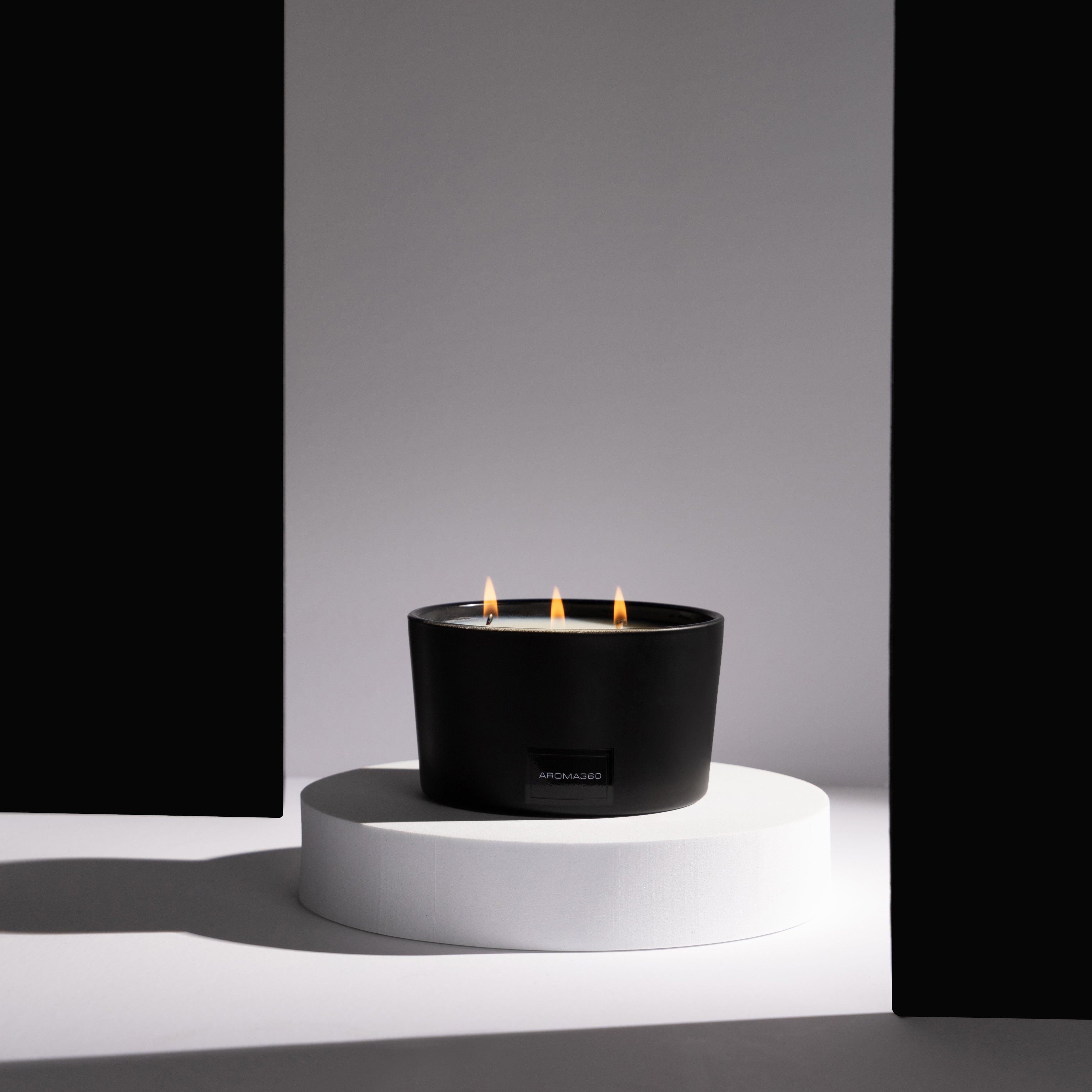 Déjà Vu 3-Wick Candle