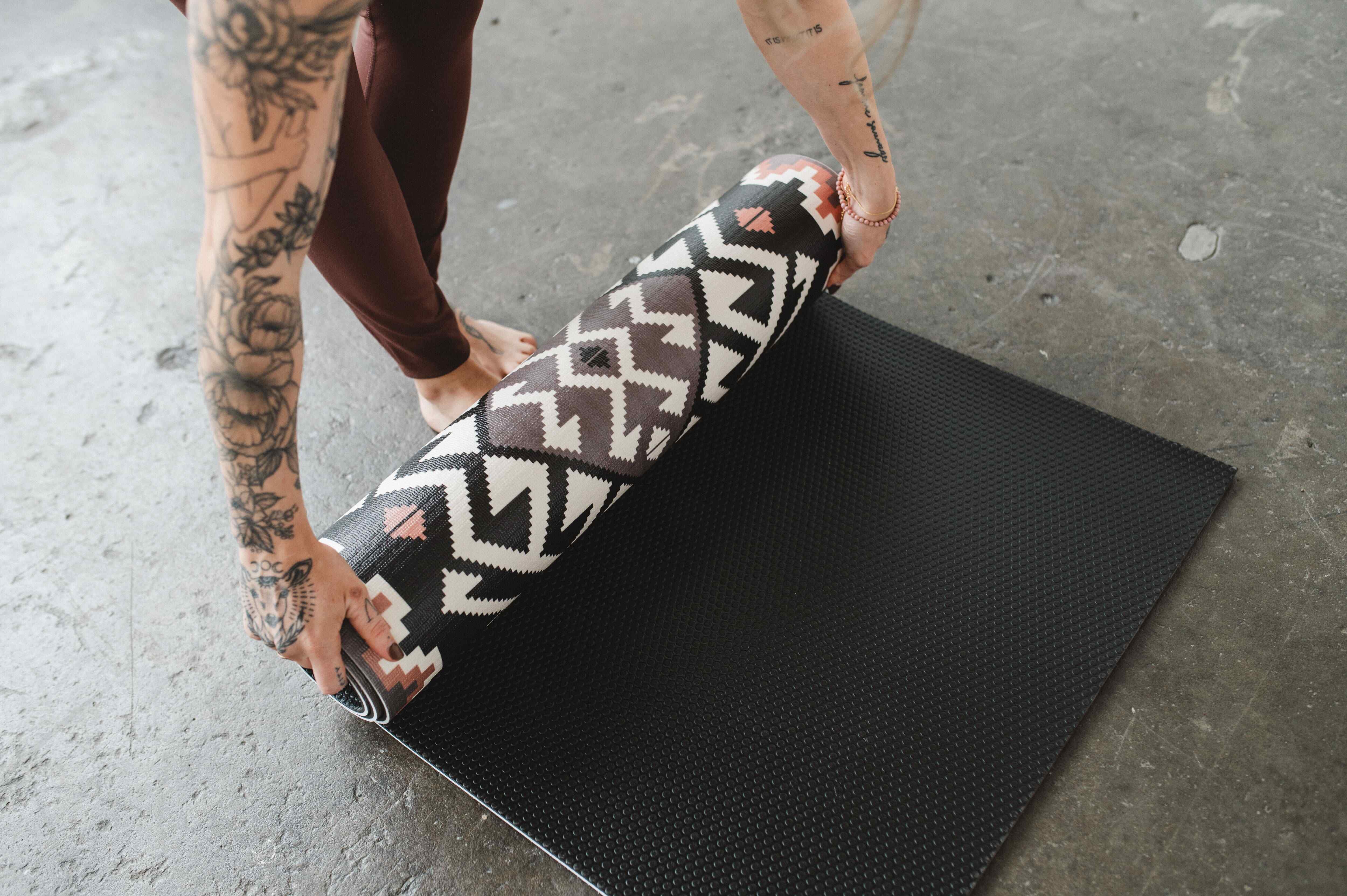 Moab Rocks Yoga Mat – 6 mm Extra Thick, Double-Sided Non-Slip, Eco-Friendly PER with Sandstone Design | Yune Yoga