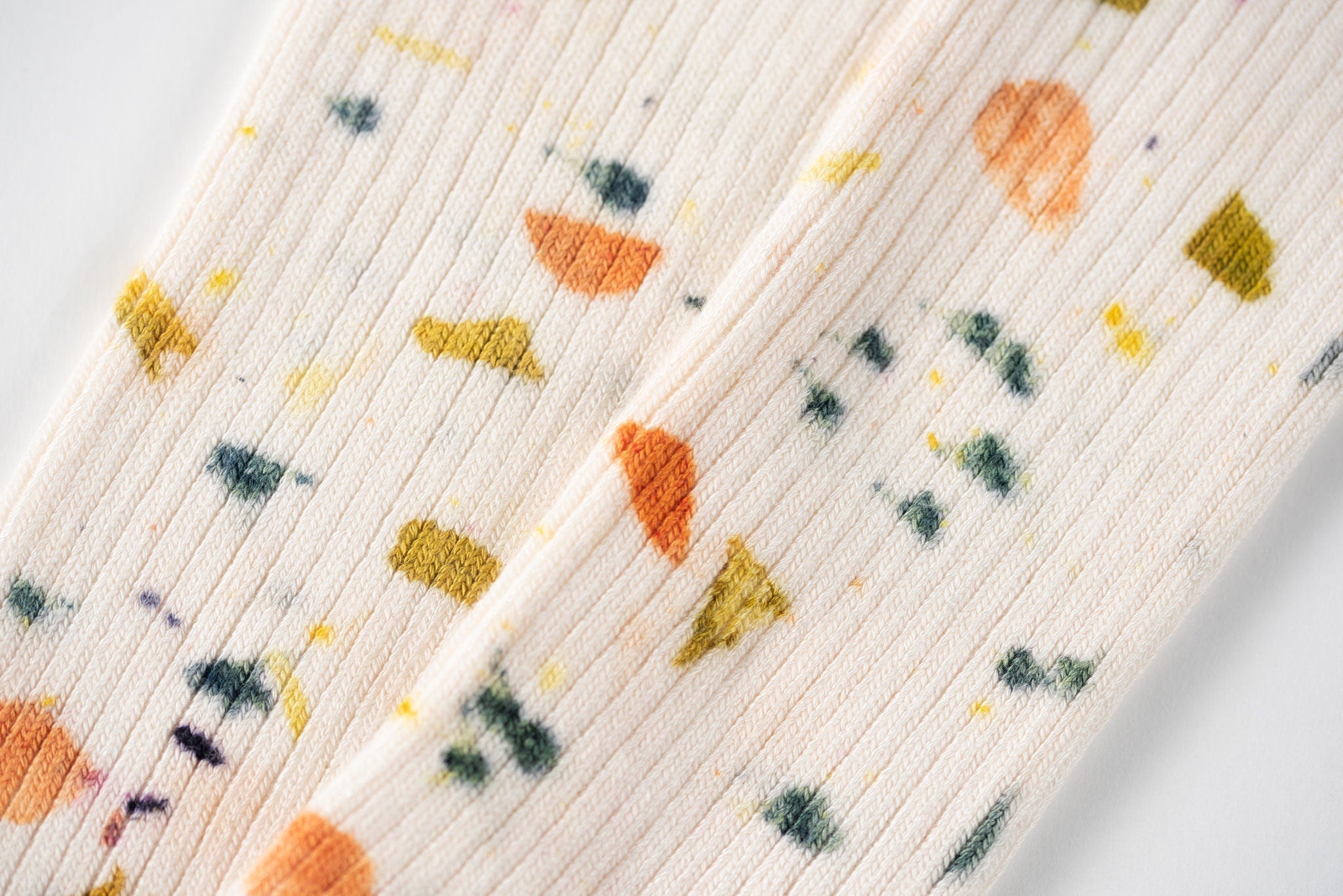 Abstract Bundled Dyed Bamboo Sock dyekween