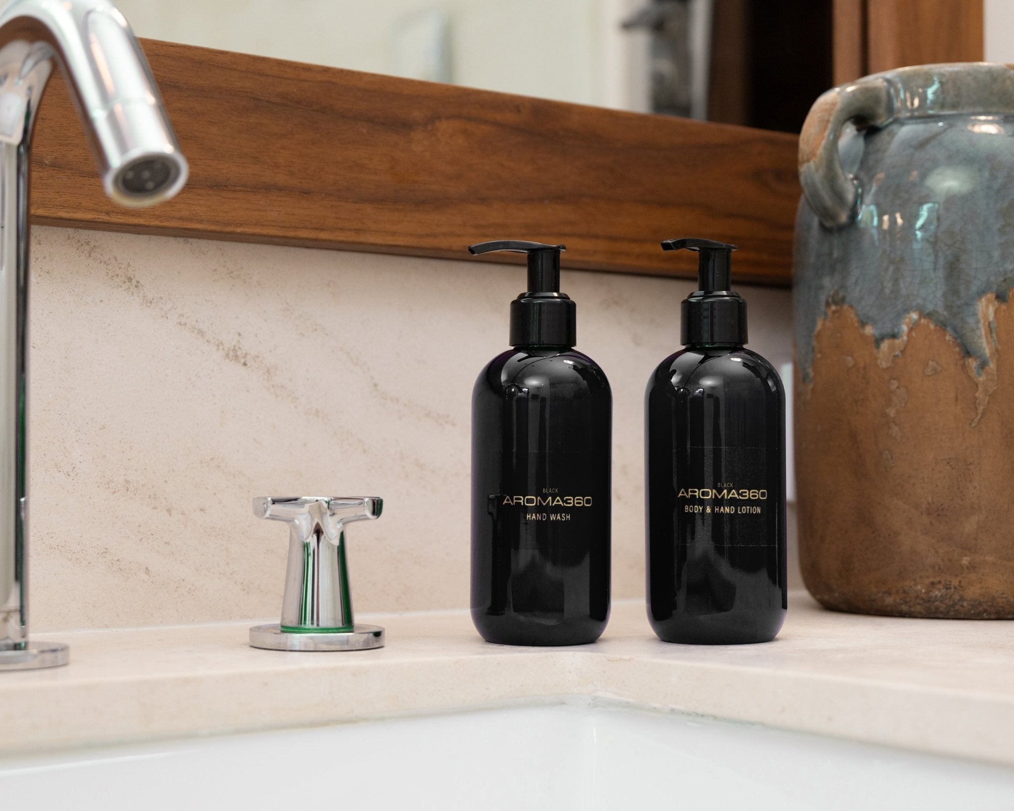 Black Body & Hand Wash Aroma360