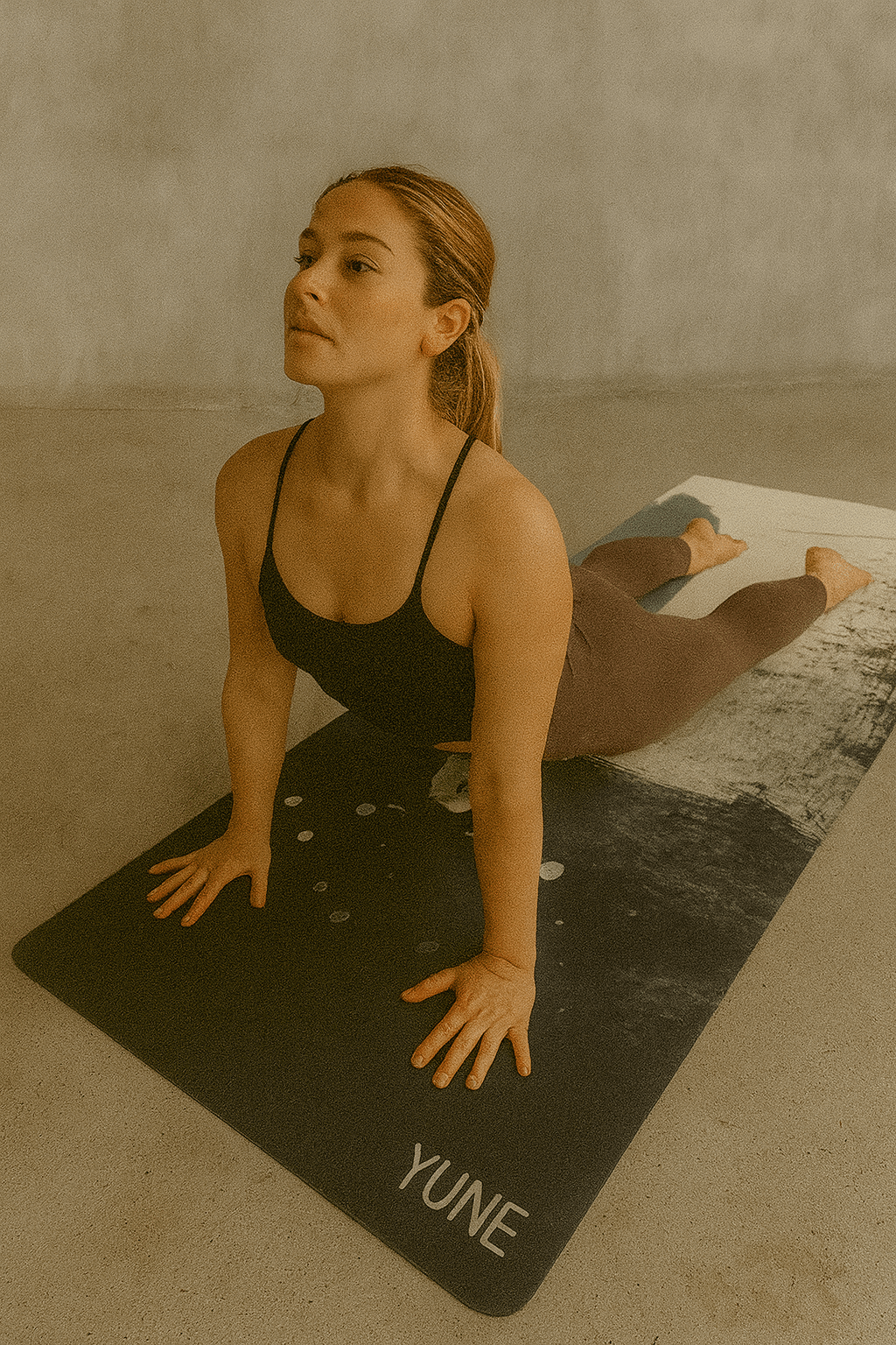 Black1 Yoga Mat – Non - Slip, Cushioned, Minimalist All - Black Design for Studio, Home & Outdoor Practice Yune Yoga