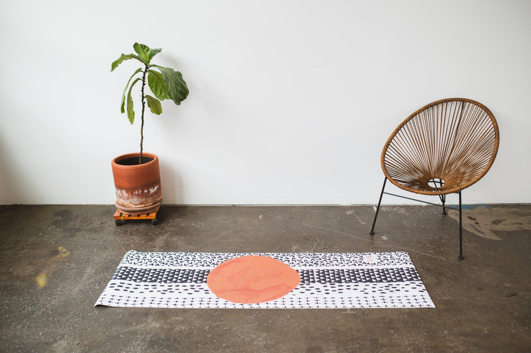 Bowie Yoga Mat — Lightning Flow, Zero - Slip Grip (Amped Cushioning) Yune Yoga