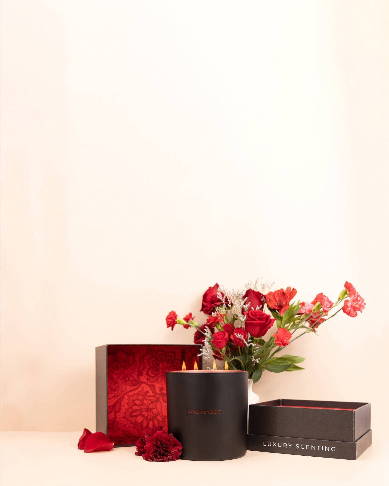 Chandelier Love Candle Aroma360