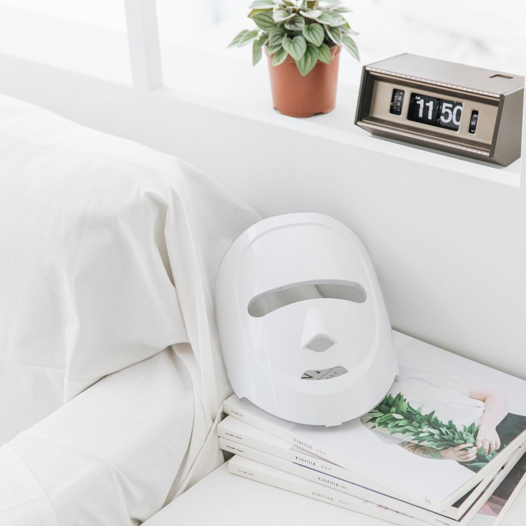 Eco Face Platinum LED Mask (Pearl White) ECO FACE PLATINUM