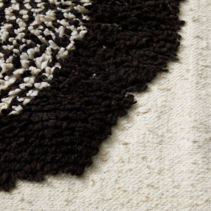 Etni Wool Rug by Diego Olivero Studio MESO