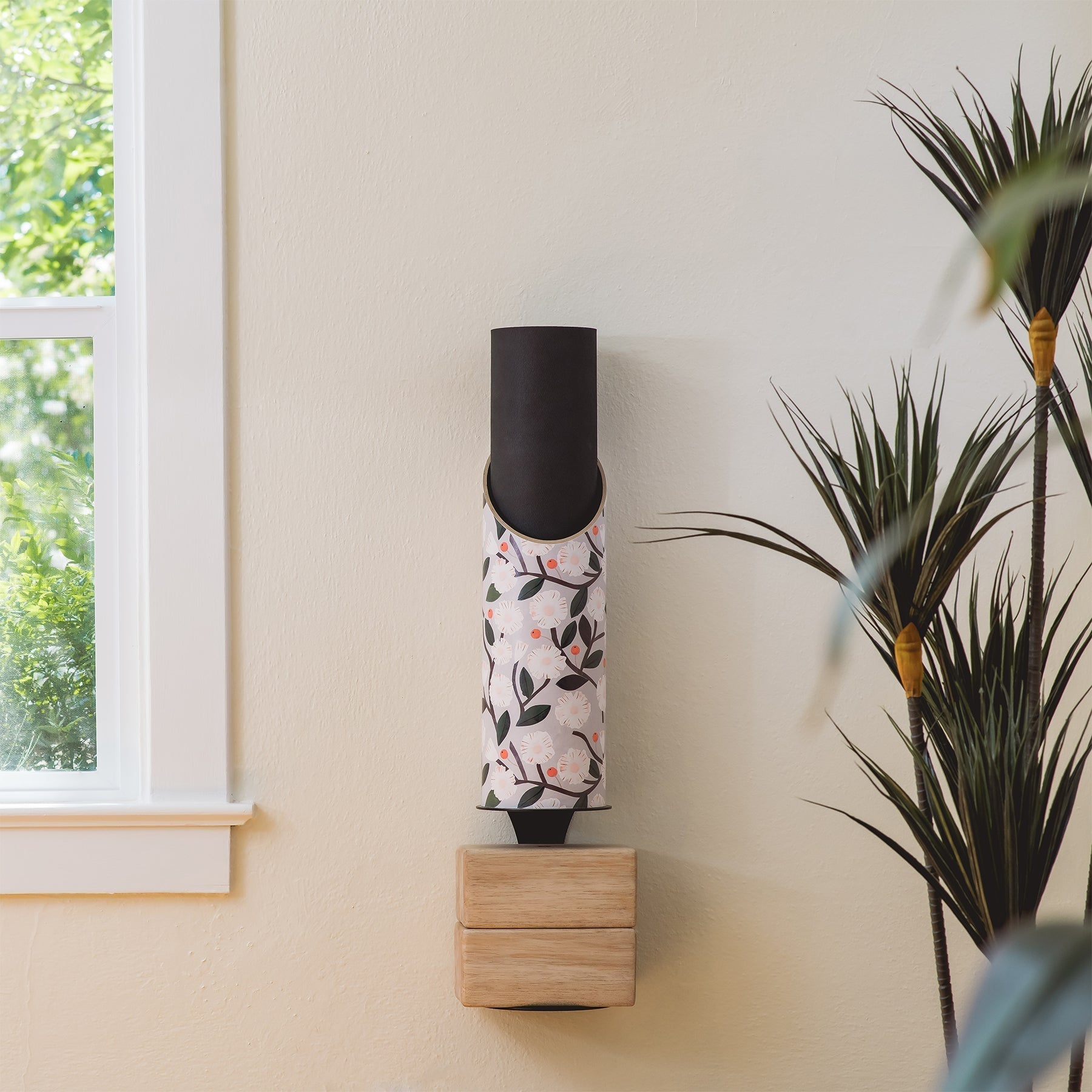 Homi Yoga Block Wall Bracket | Gold Mache