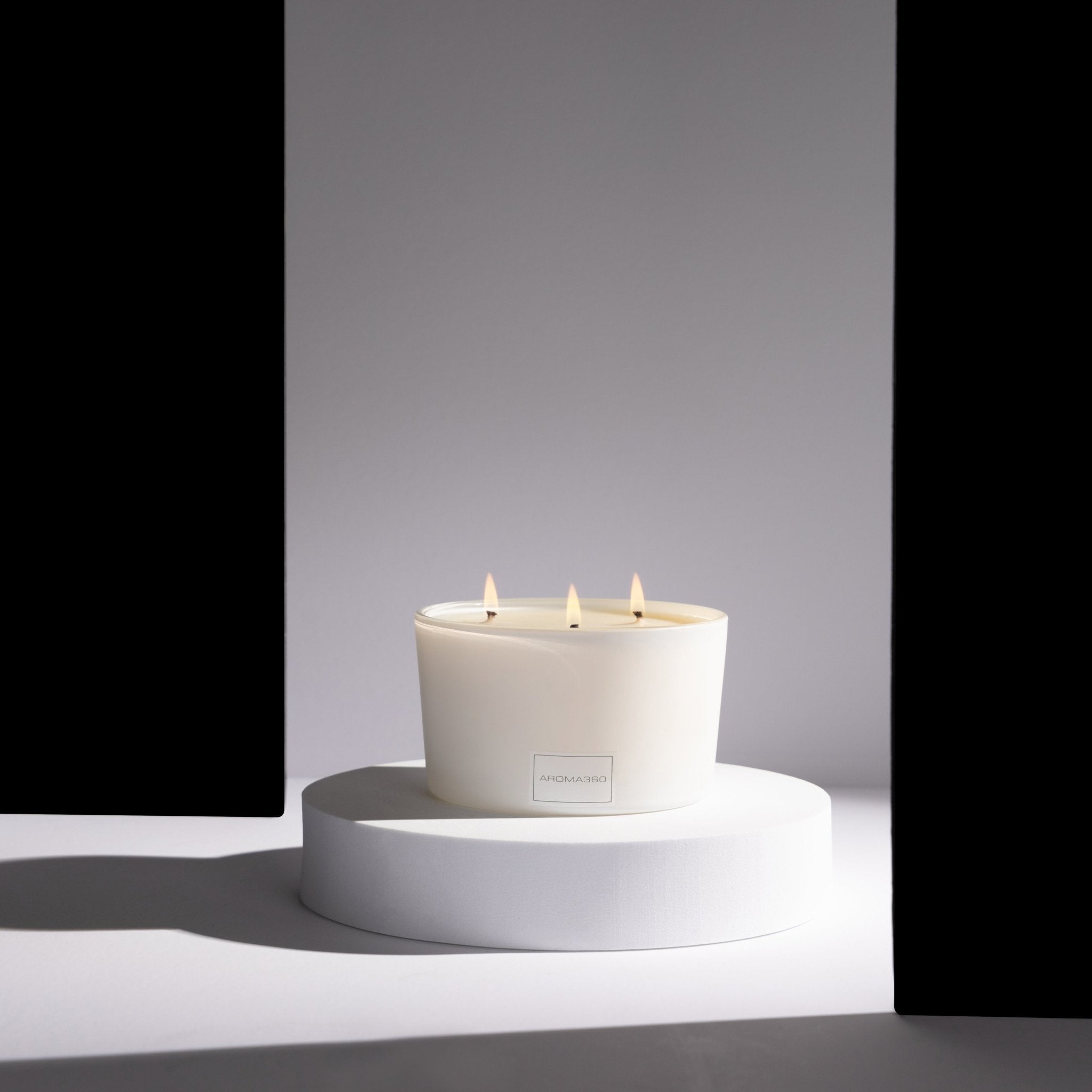 Iris 3 - Wick Candle Aroma360