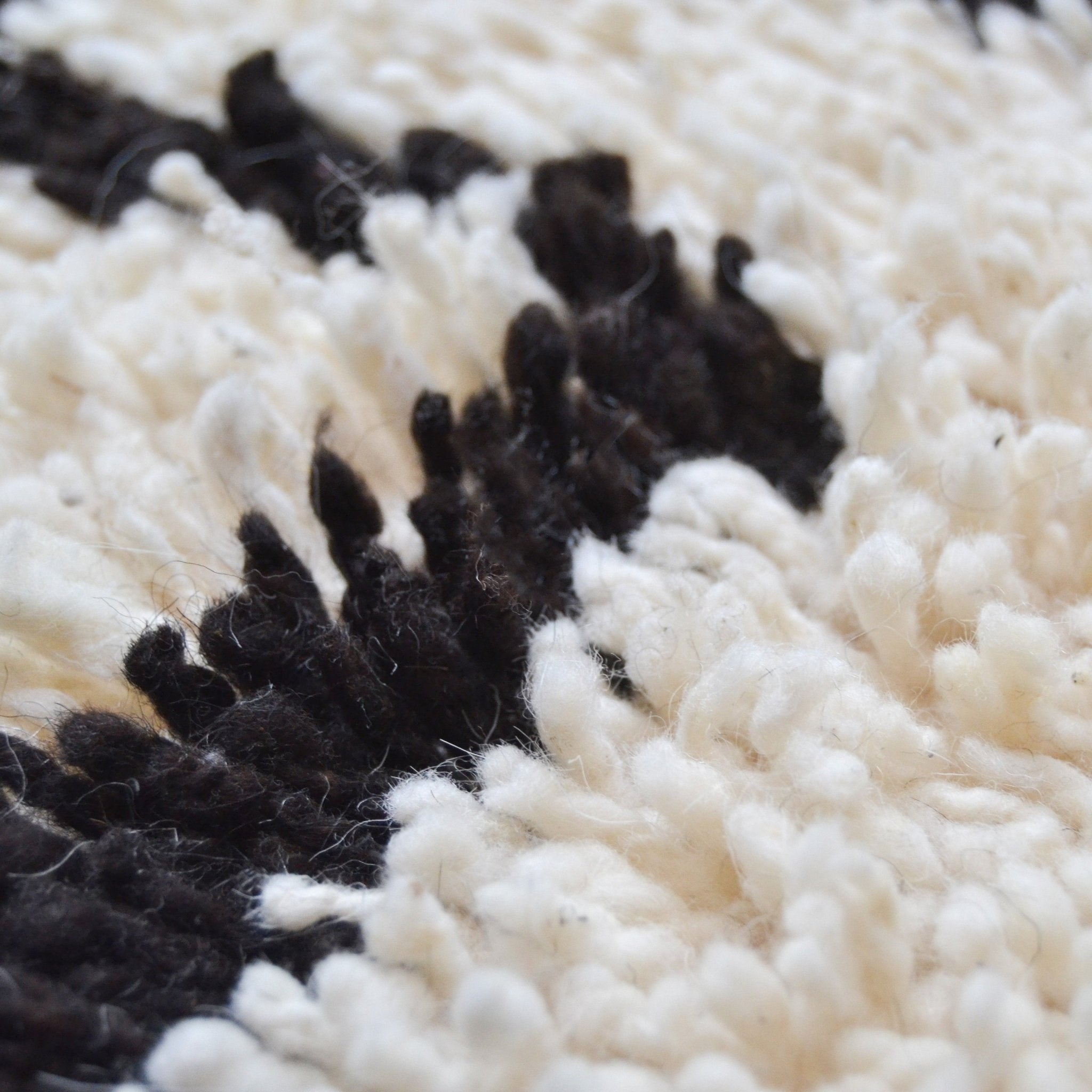 Kella Wool Rug by Diego Olivero Studio MESO