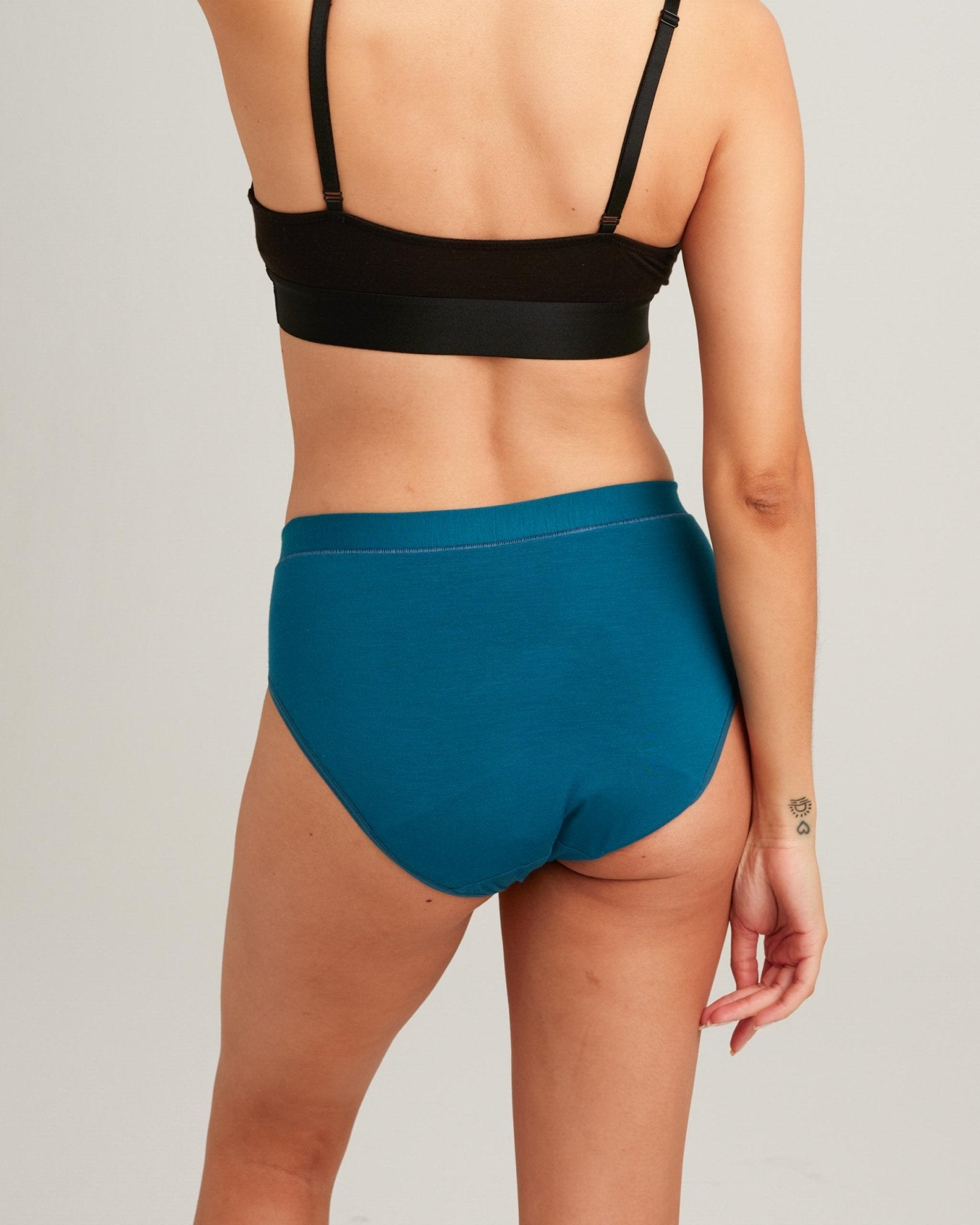 Leakproof Comfort Brief Saalt