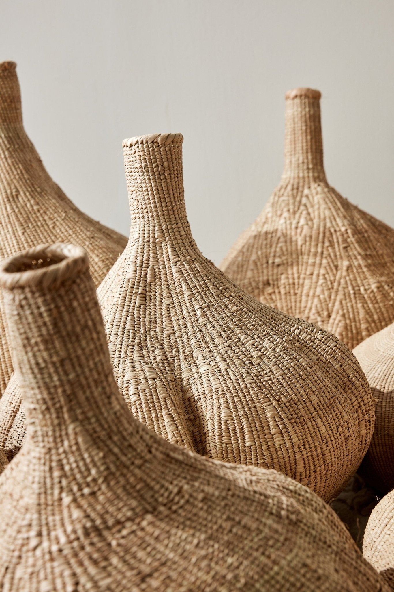 Long - Necked Ilala Garlic Gourd Basket Kanju Interiors