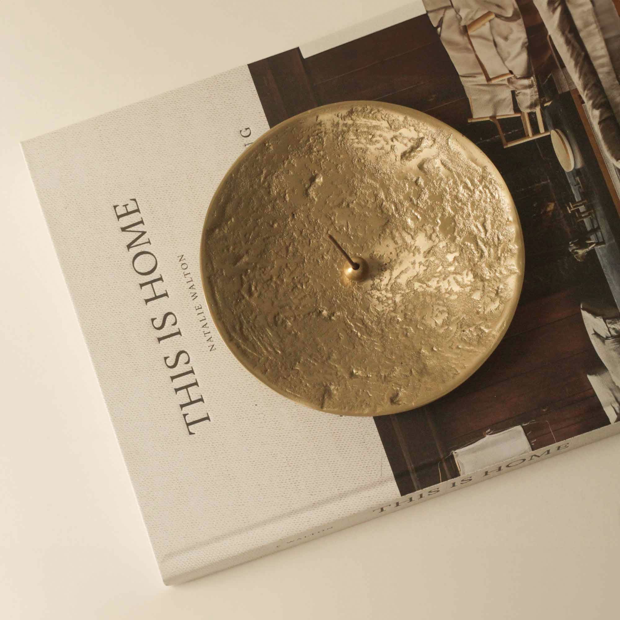 Luna Brass Plate CEDAR AND MYRRH