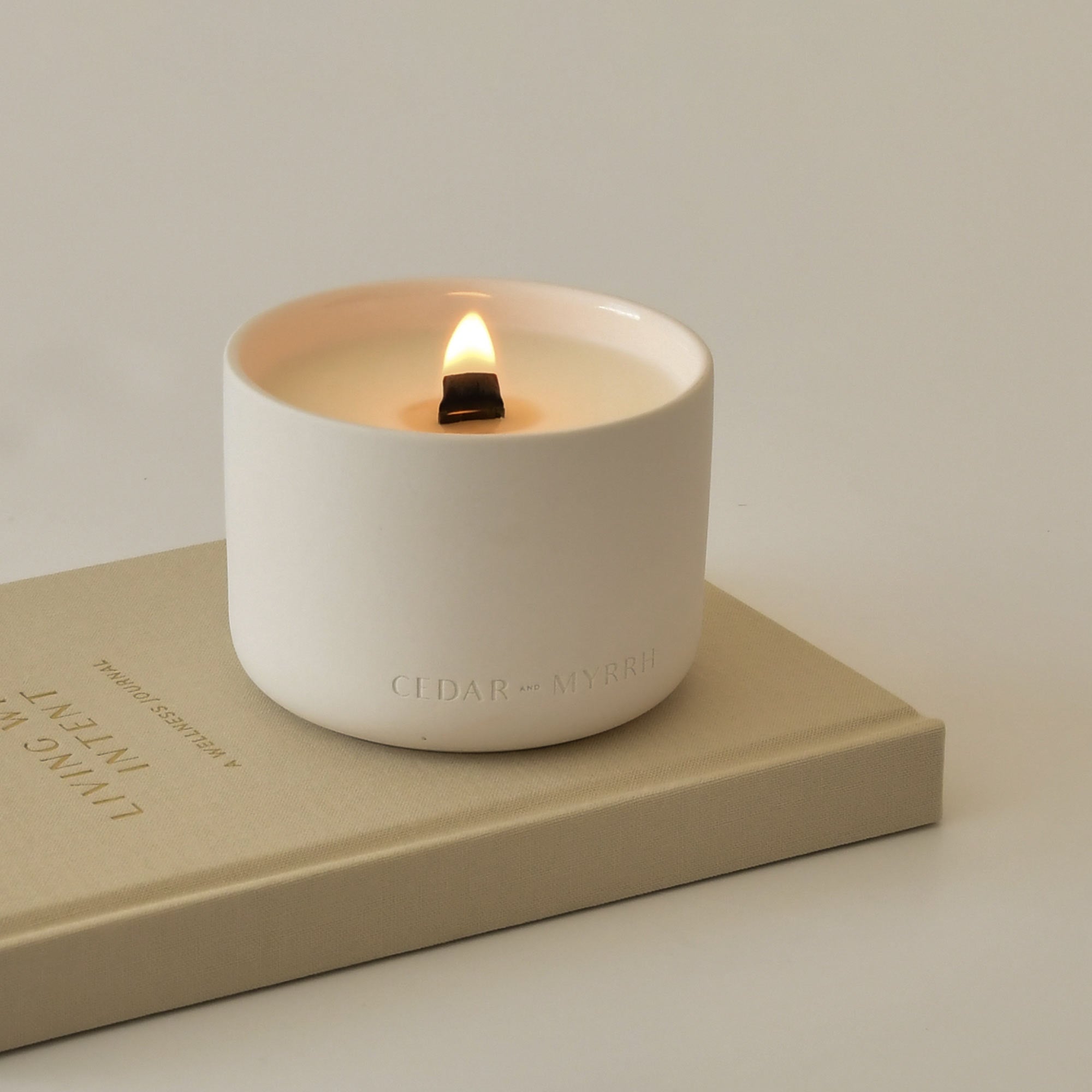 Mantra Wellness Candle CEDAR AND MYRRH
