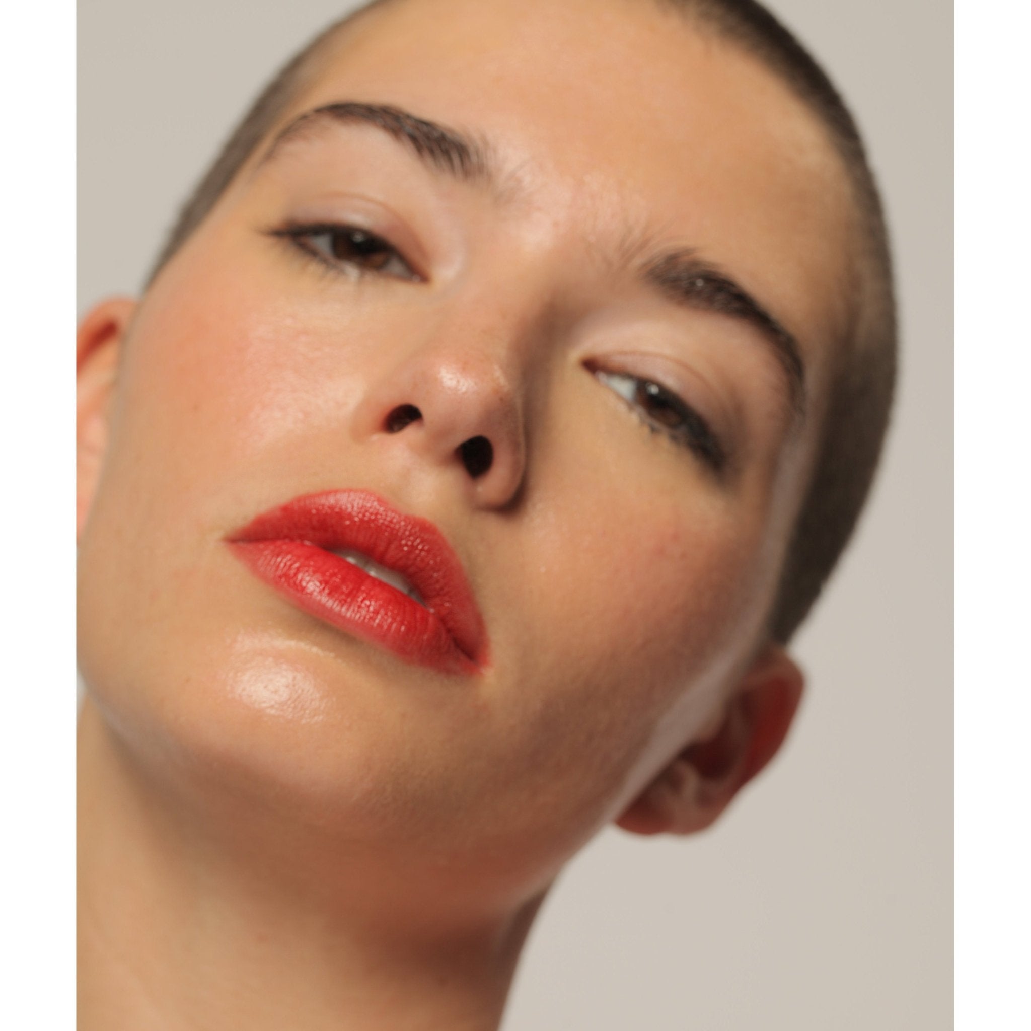 OSCILLATE - MULTI - BENE STICK // LIPS + CHEEKS NOTO Botanics