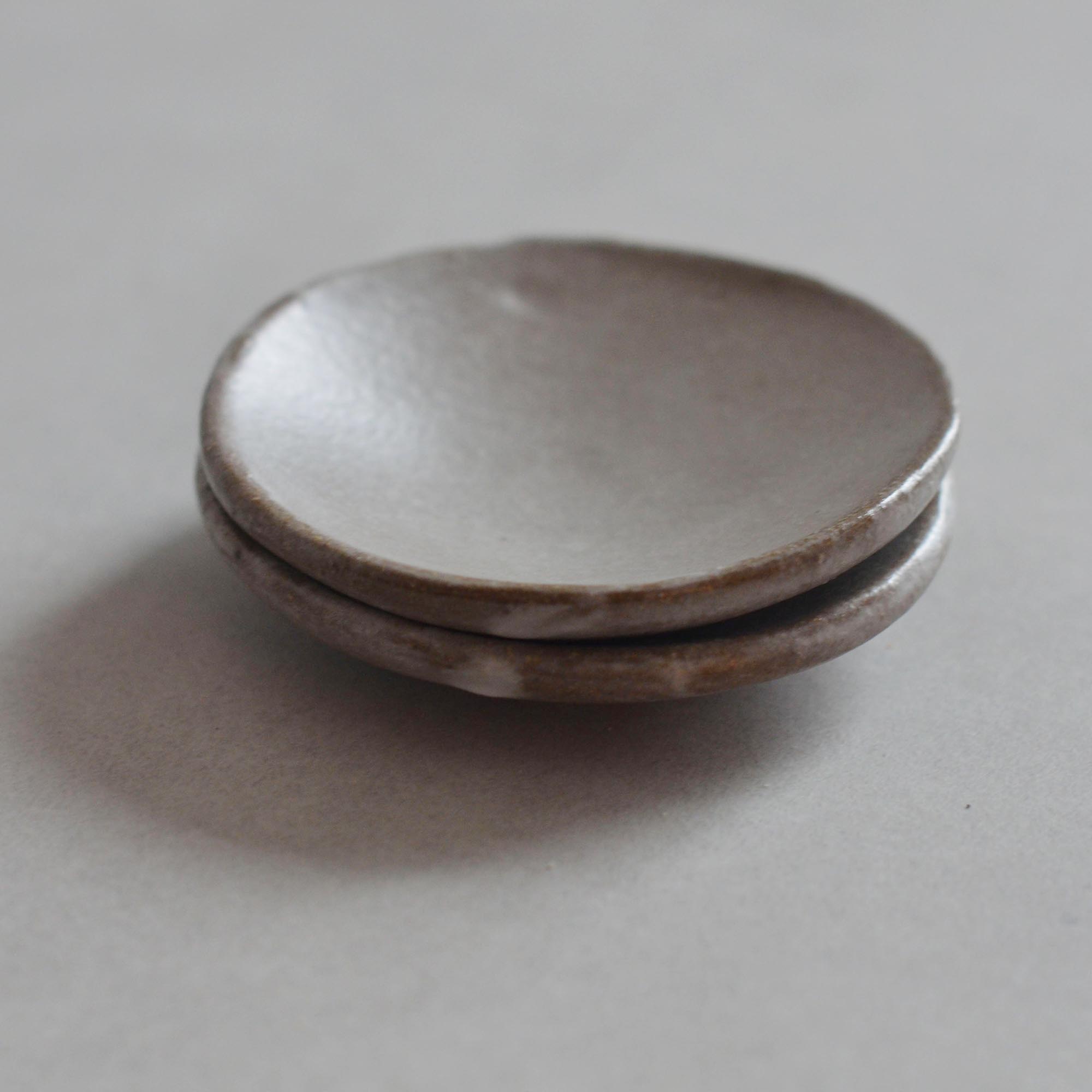 Sand Ceramic Incense Plate CEDAR AND MYRRH