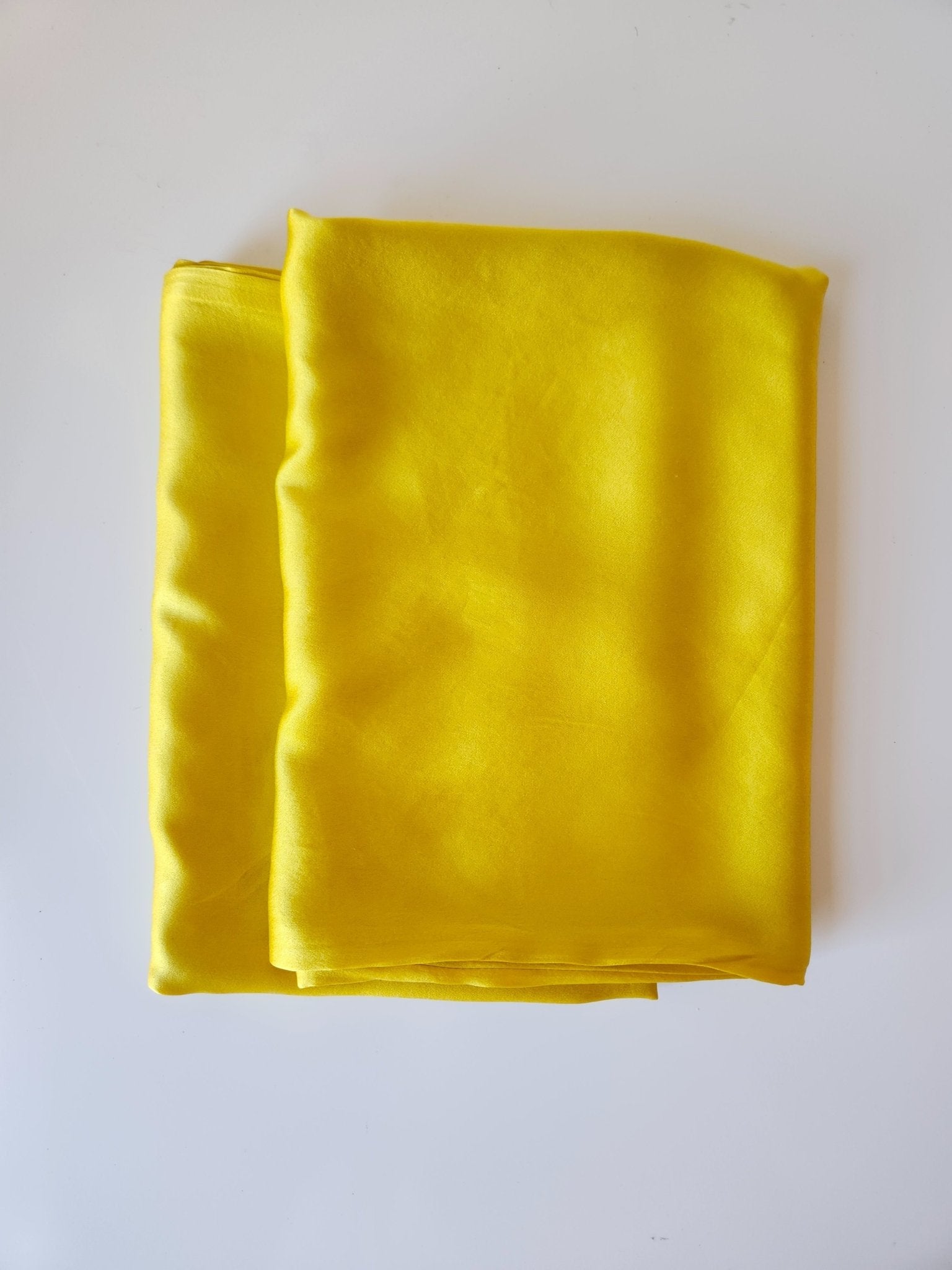 Solid Botanically Dyed Silk Pillowcase dyekween