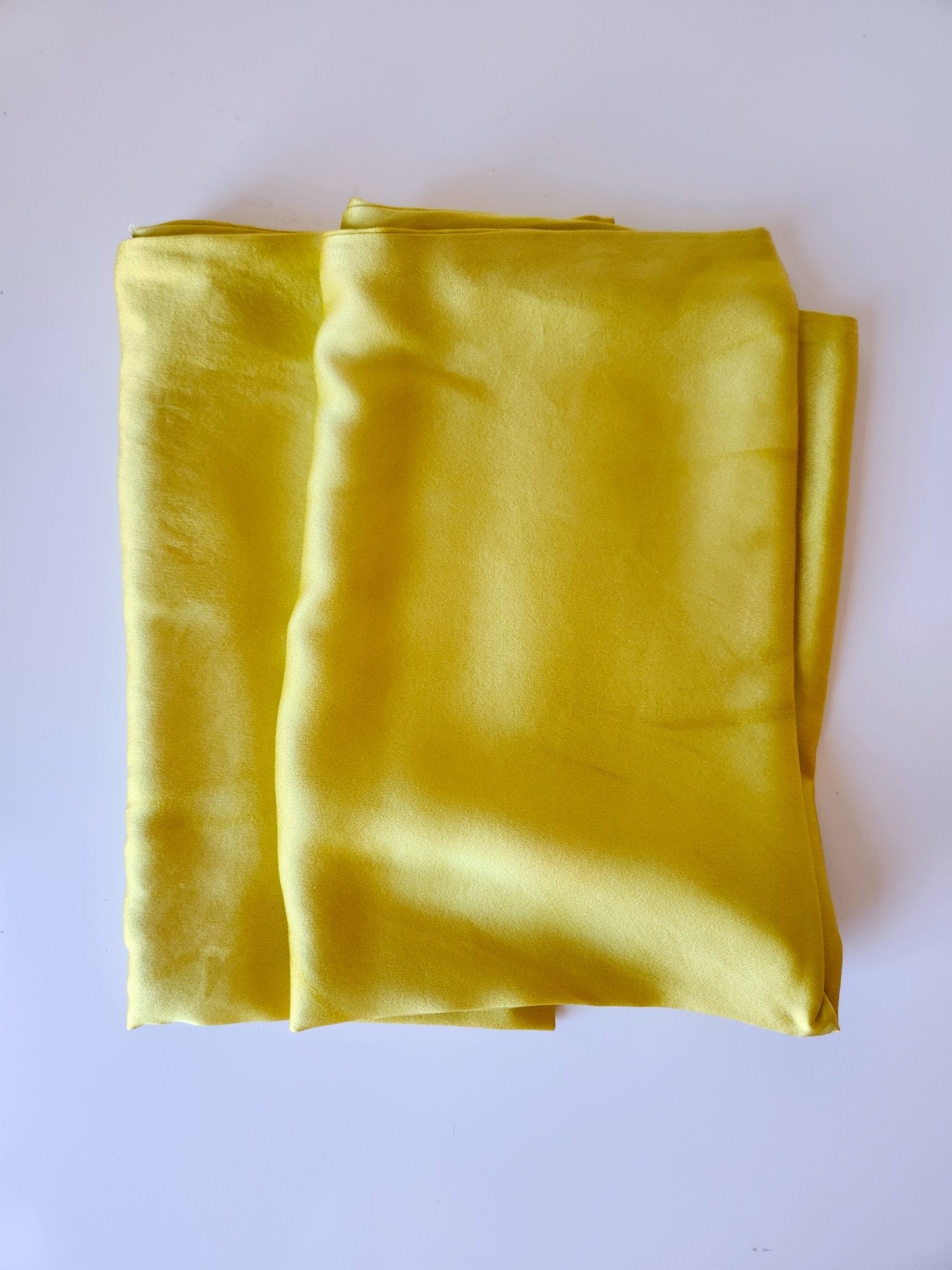Solid Botanically Dyed Silk Pillowcase dyekween