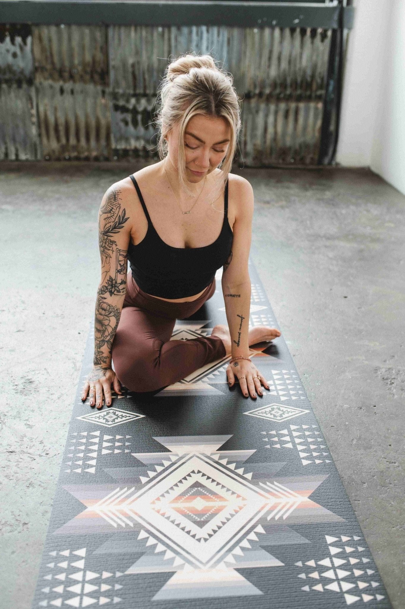 Yoga Mat | 6mm Thick | Multi Color | Non - Slip | Eco Friendly | Yune Yoga | Buffalo Hills Shadow Yune Yoga