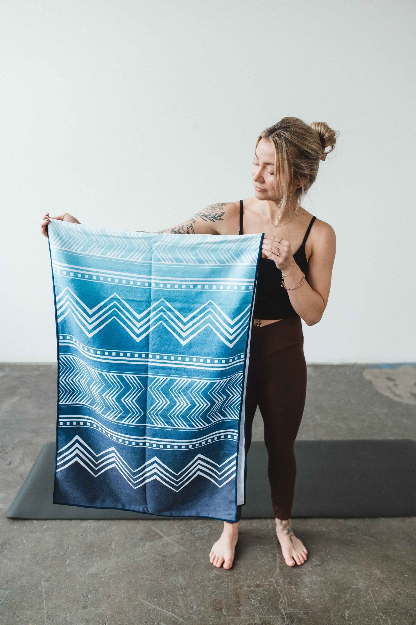 Yoga Towel | Non Slip Silicon Nubs | Absorbent Microfiber | Blue | Yune Yoga | The Diamond Yune Yoga